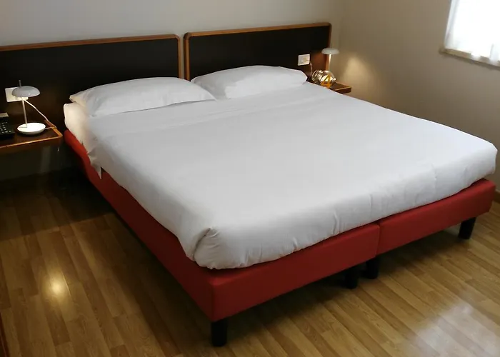 Ornato Dependanc Szálloda 3*