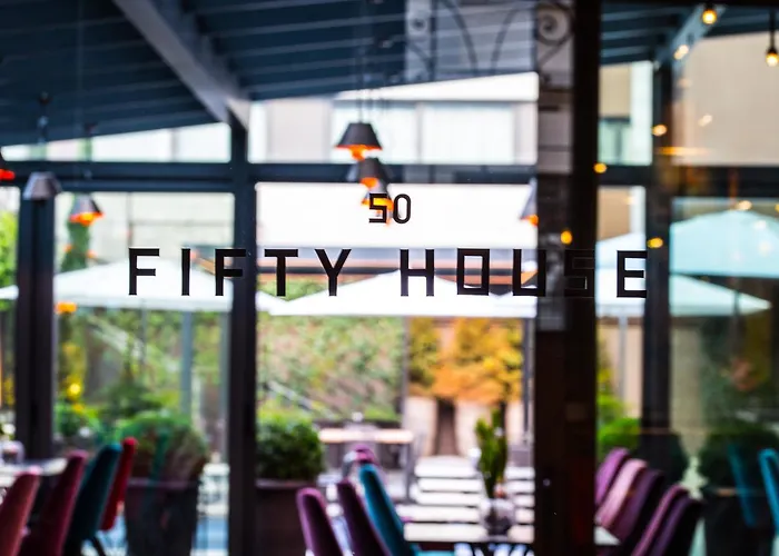 Fifty House 5* Милан