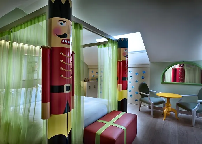 Chateau Monfort - Relais & Chateaux فندق 5*