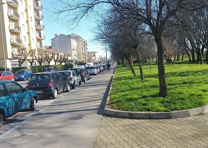 Cozy Rogoredo Next To The Metro And Train Station *