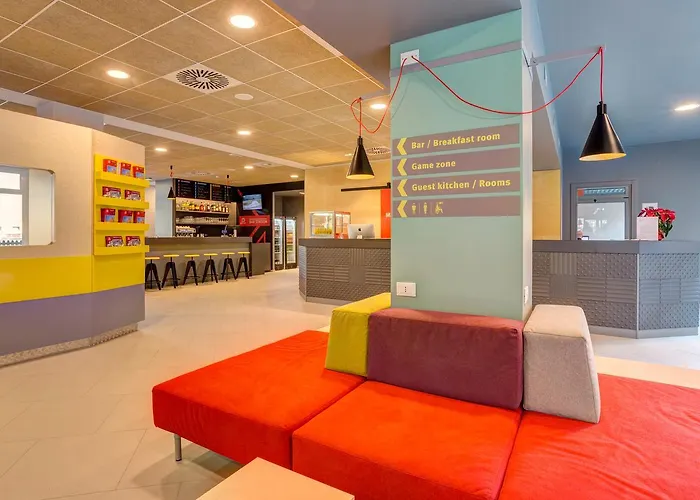 Meininger Garibaldi * Milão