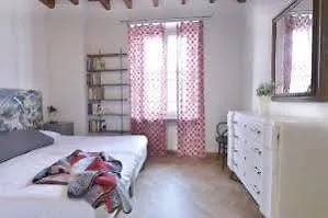 La Maison Del Capestrano