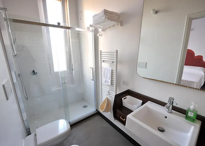 Quater Lett 3* Milão