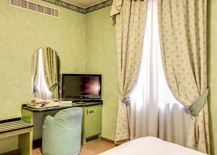 Ih Puccini 酒店 4*