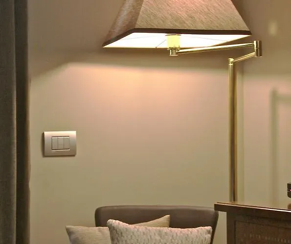 Bronzino House 3* Milano