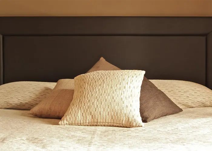 فندق مبيت وإفطار Bronzino House 3*