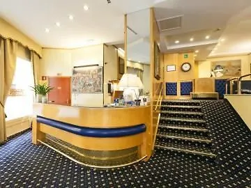 Mentana, By R Collection 4* Milano