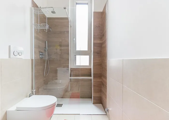 Alessia's Flat- Affori 3 *