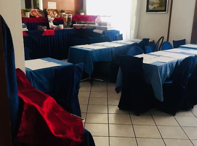 ホテル ラ パーチェ 2*