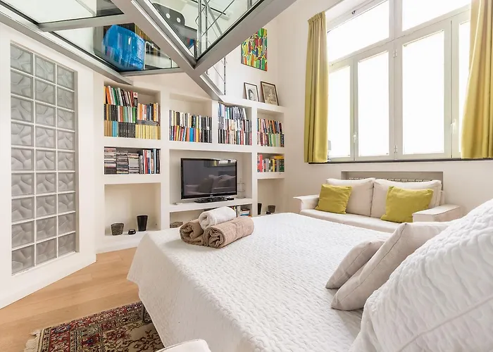 Alessia's Flat- Porta Romana M3 Apartmán