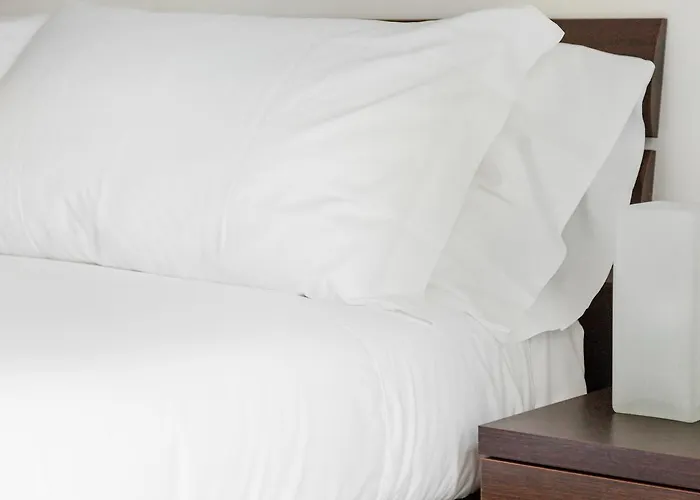 Italianway Easy - Cerano 15 Daire *