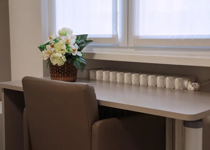 Chezromyk The Kosher Milan