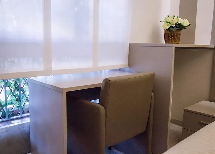 Chezromyk The Kosher 3* Milan