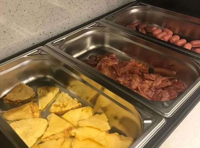 拉玛尼纳酒店 酒店