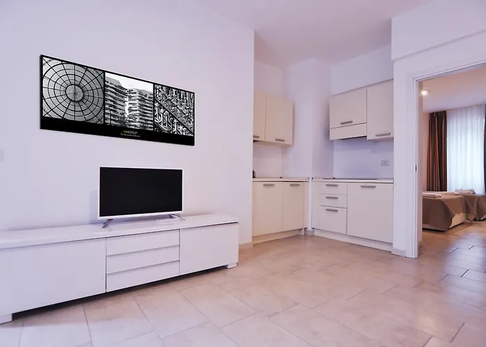 بي بي هوتيلز فيسكونتي الفندقية شقة فندقية