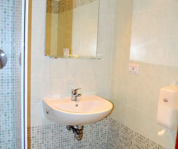 بيت ضيافة Casa Per Ferie Achille Ricci *