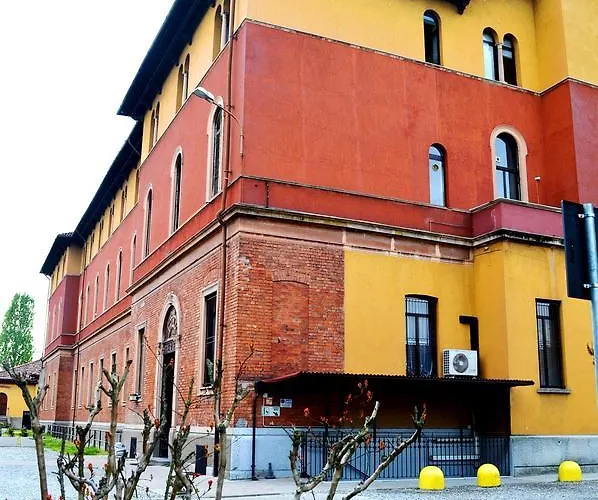 Casa Per Ferie Achille Ricci بيت ضيافة ميلان