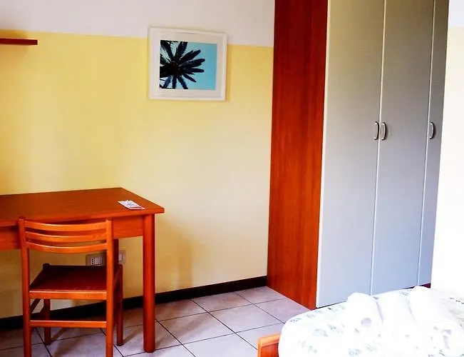 Casa Per Ferie Achille Ricci بيت ضيافة *