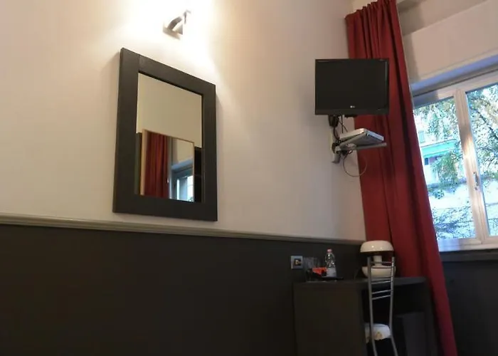 科拉罗酒店 米兰