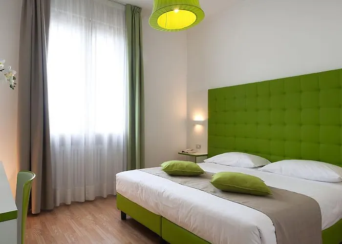 Отель Palmanova