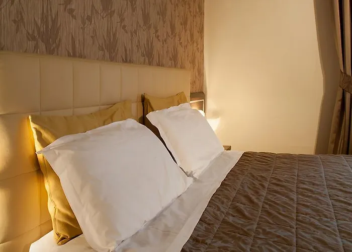 Palmanova Отель Милан