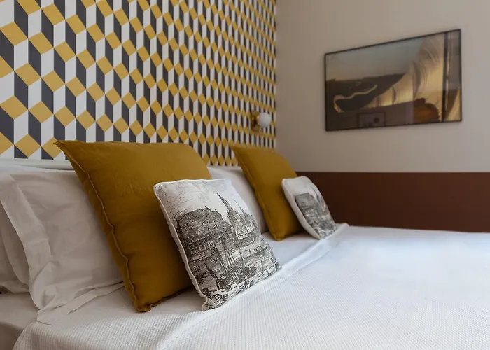 Zebra Naviglio 4* ميلان