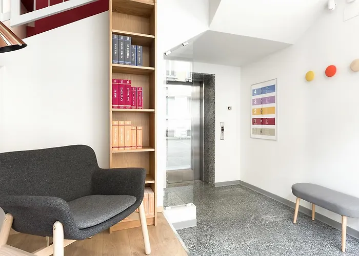 Italianway-bergonzoli Place * Milán