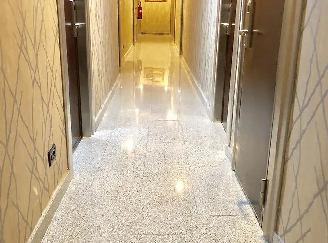 酒店 伯尔扎诺酒店