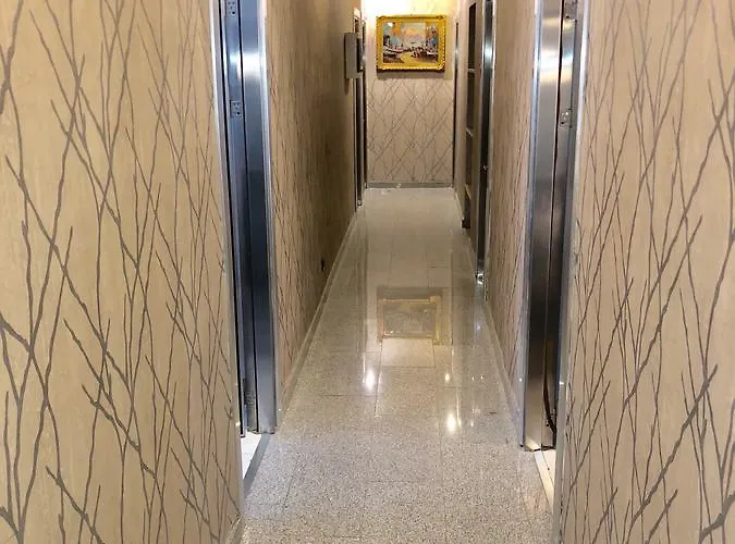 伯尔扎诺酒店 3*