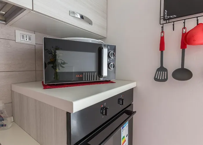 Daire Guesthost - Business Balcony Flat