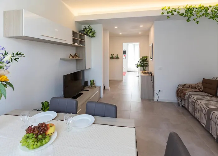 Guesthost - Business Balcony Flat Apartamento *