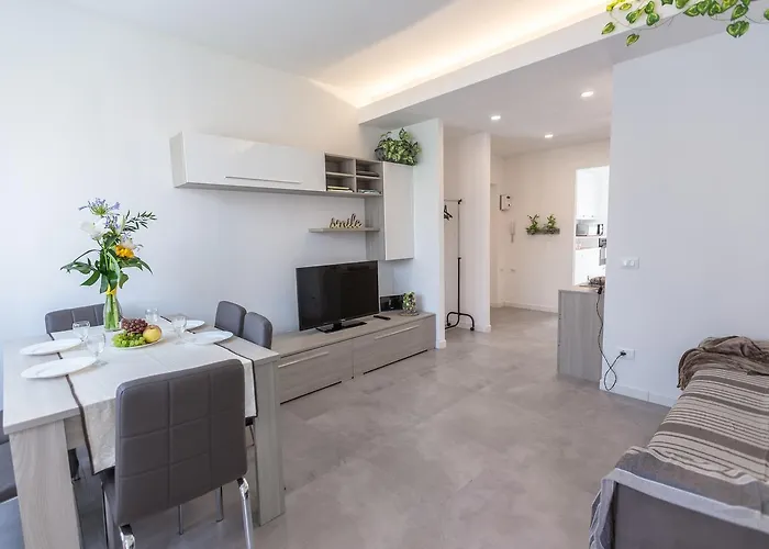 Guesthost - Business Balcony Flat Milano