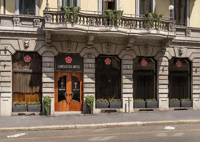 Lancaster Hotel 3*
