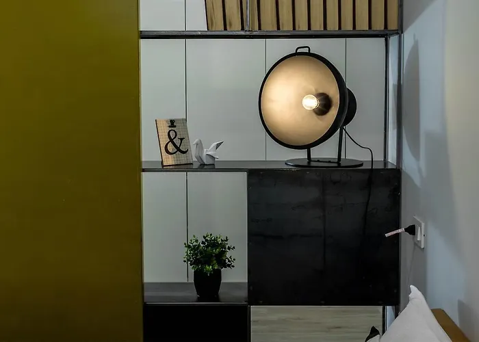 Joivy Exclusive For 4 In Navigli Near Parks Apartmán *