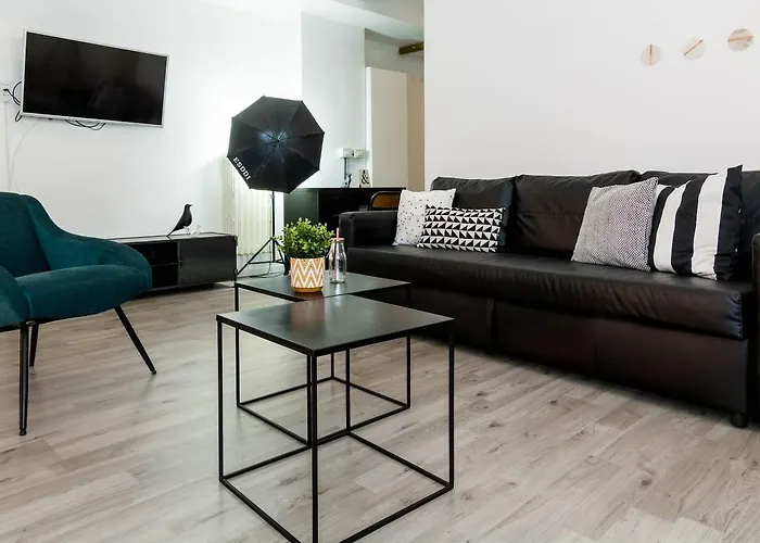 Joivy Exclusive For 4 In Navigli Near Parks Apartmán *