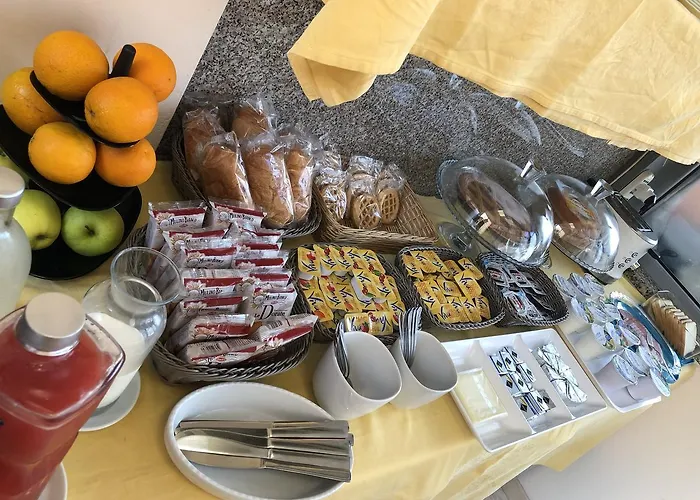 拉卡拉维拉酒店 2* 米兰