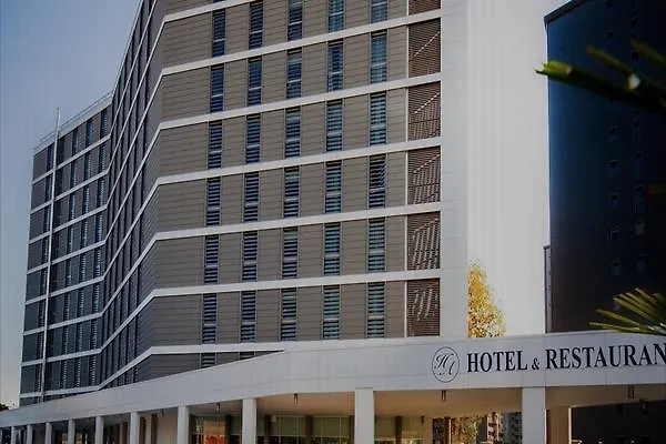 Hotel Degli Arcimboldi 4*