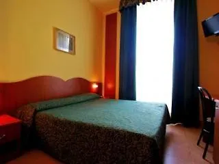 Hotell The 2*