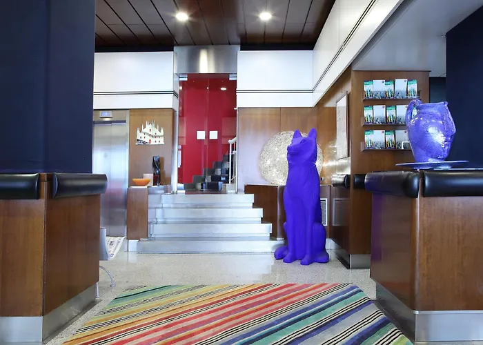 호텔 메디올라눔 4*