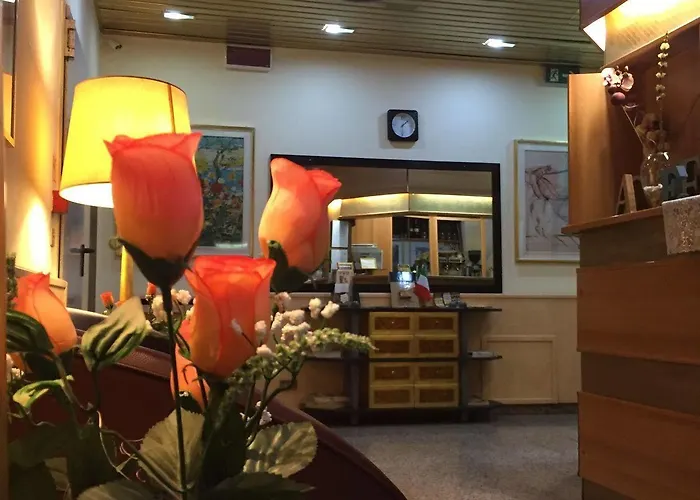 Отель Lugano Милан