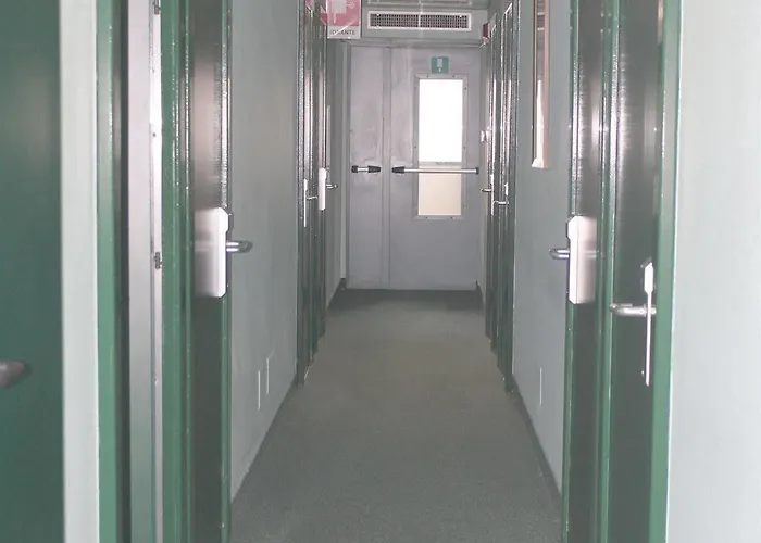 Ginosi Arizona Hotel Milaan