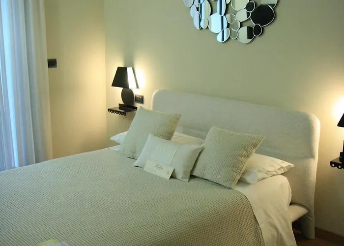 Nocleg ze śniadaniem Experience Design Bed&show 4*