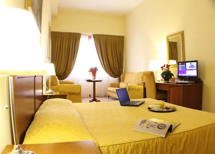Hotel Certosa 3*