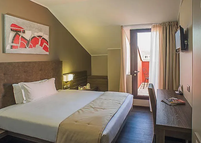 Palazzo Delle Stelline 3*