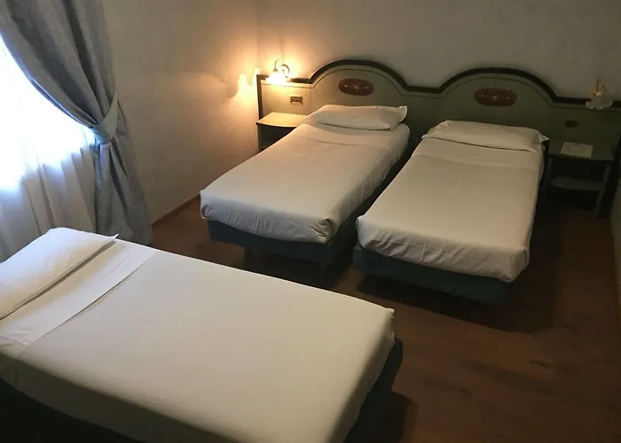 Ih Puccini 酒店 4*