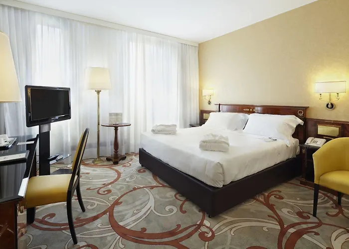 Scandinavia Hotel 4*