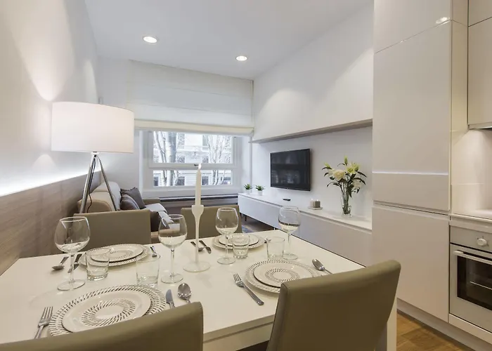 Royal Suites *
