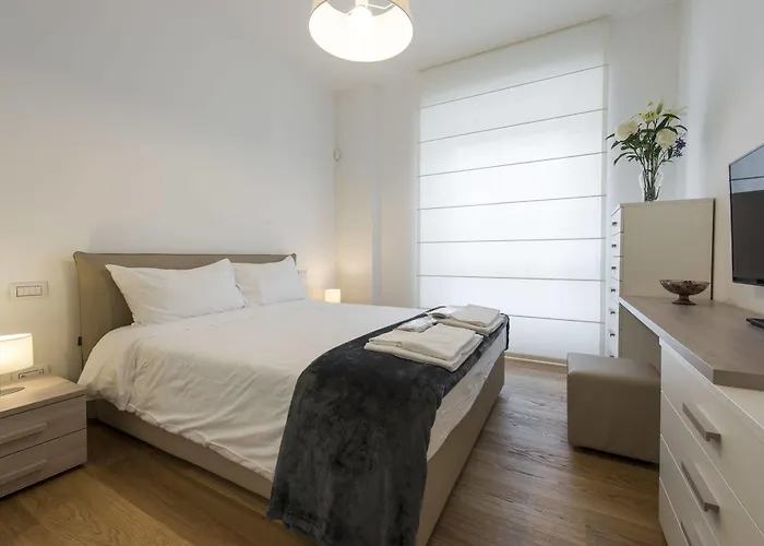 Royal Suites 酒店 *