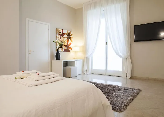 Отель Royal Suites Милан