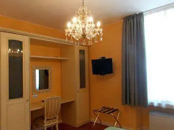 Cesena5 Panzió *